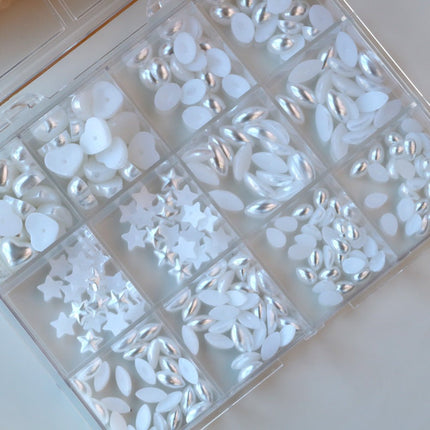 Cre8tion Nail Art Accessory Assorted Charms 07